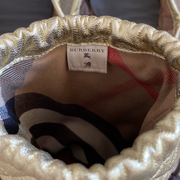 burberry packable leather slippers - Picture 3 of 12